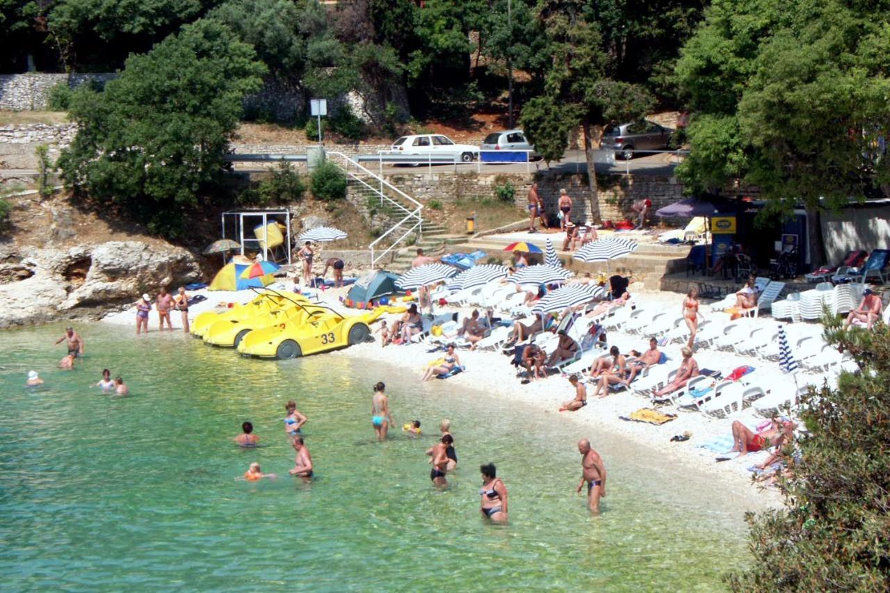 Apartments With A Parking Space Rabac, Labin - 7429 外观 照片