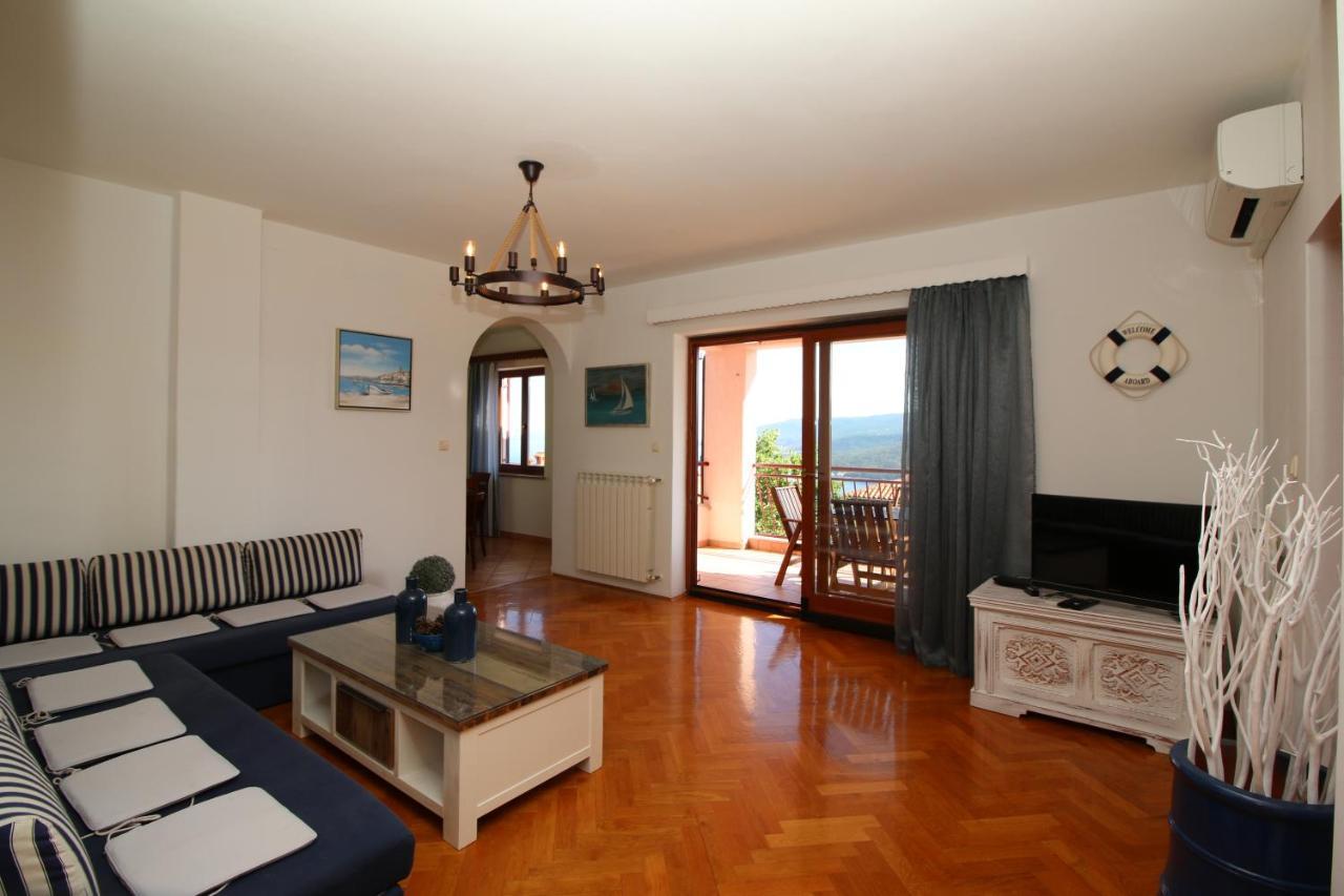 Apartments With A Parking Space Rabac, Labin - 7429 外观 照片