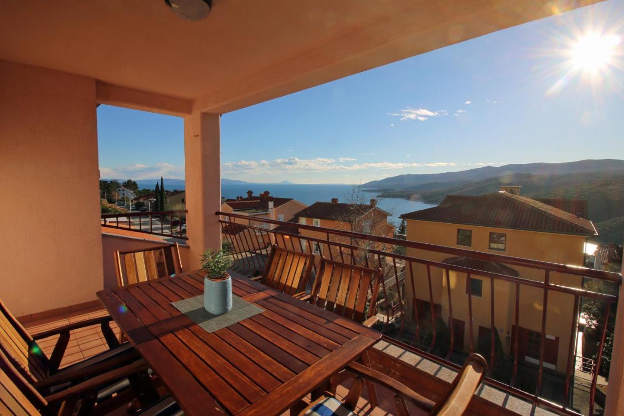 Apartments With A Parking Space Rabac, Labin - 7429 外观 照片